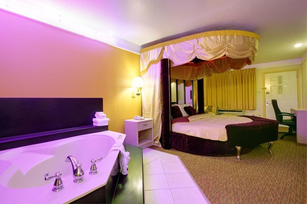 Texas Inn & Suites Pharr/San Juan Δωμάτιο φωτογραφία
