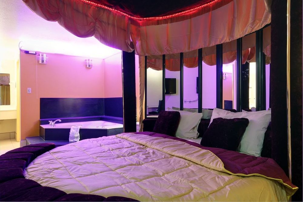 Texas Inn & Suites Pharr/San Juan Δωμάτιο φωτογραφία