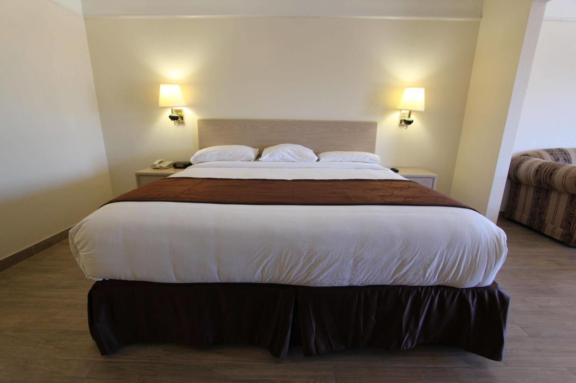 Texas Inn & Suites Pharr/San Juan Εξωτερικό φωτογραφία