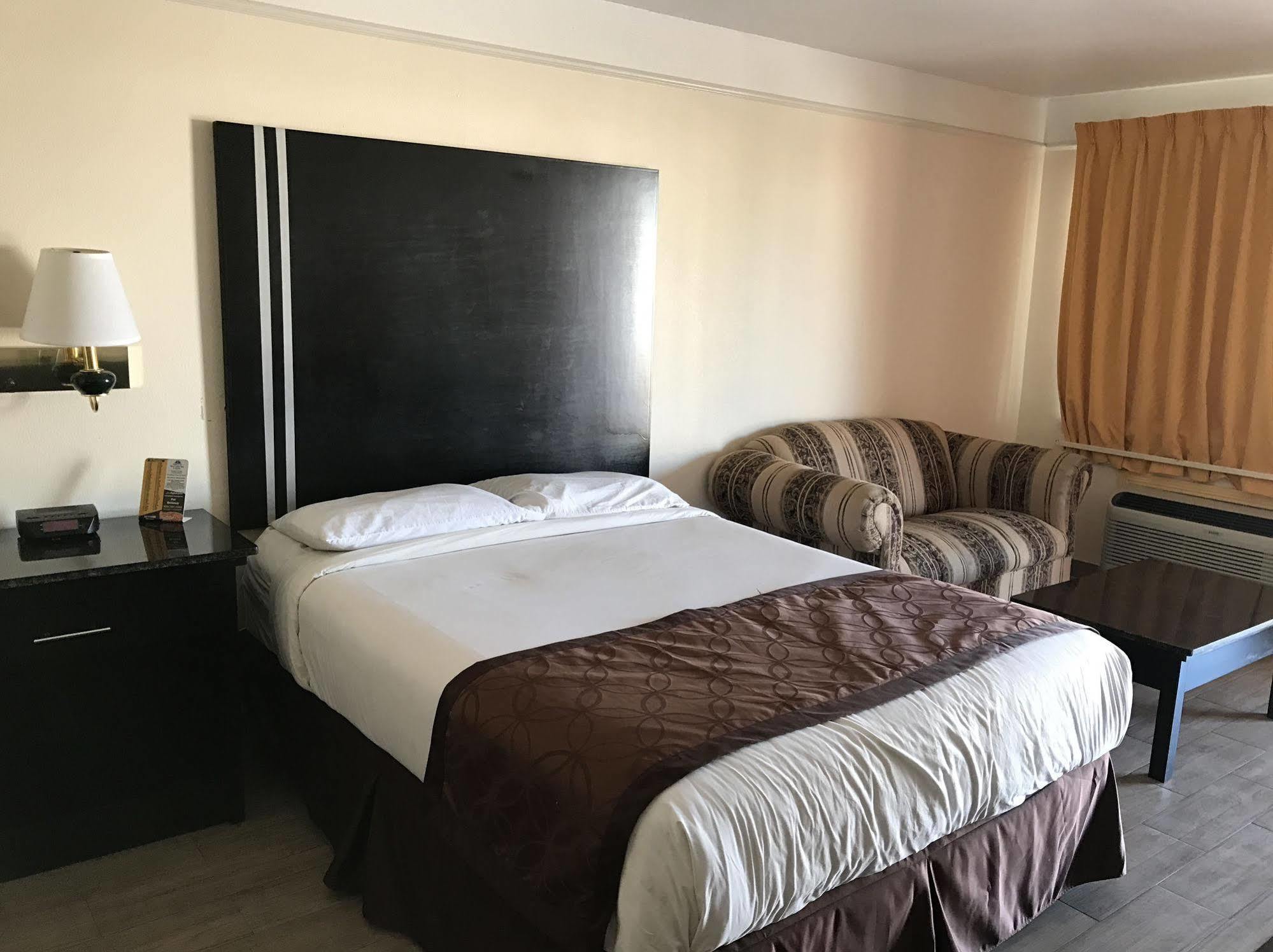 Texas Inn & Suites Pharr/San Juan Εξωτερικό φωτογραφία